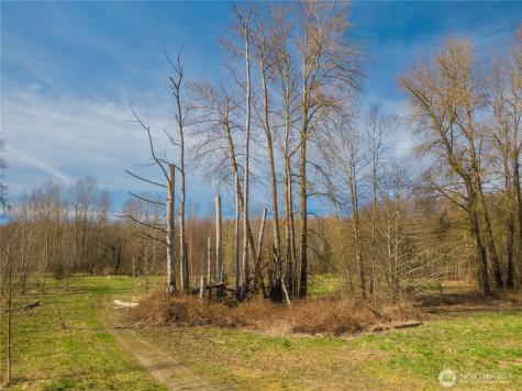 2323 Lindgren Road Mount Vernon WA 98273
