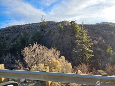 6 Pine Grove Road Oroville WA 98844