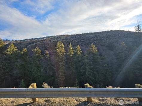 6 Pine Grove Road Oroville WA 98844