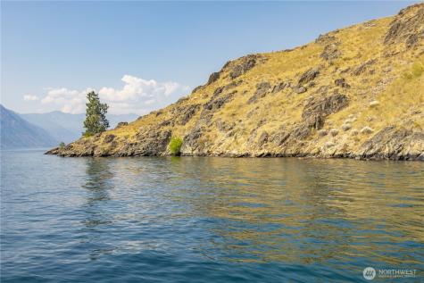 8 N Waterway Manson WA 98831