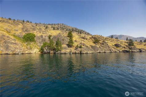 8 N Waterway Manson WA 98831