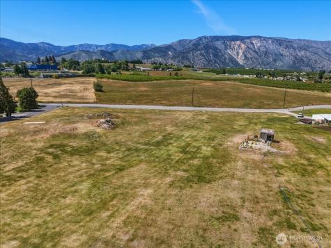 1594 Green Avenue Manson WA 98831
