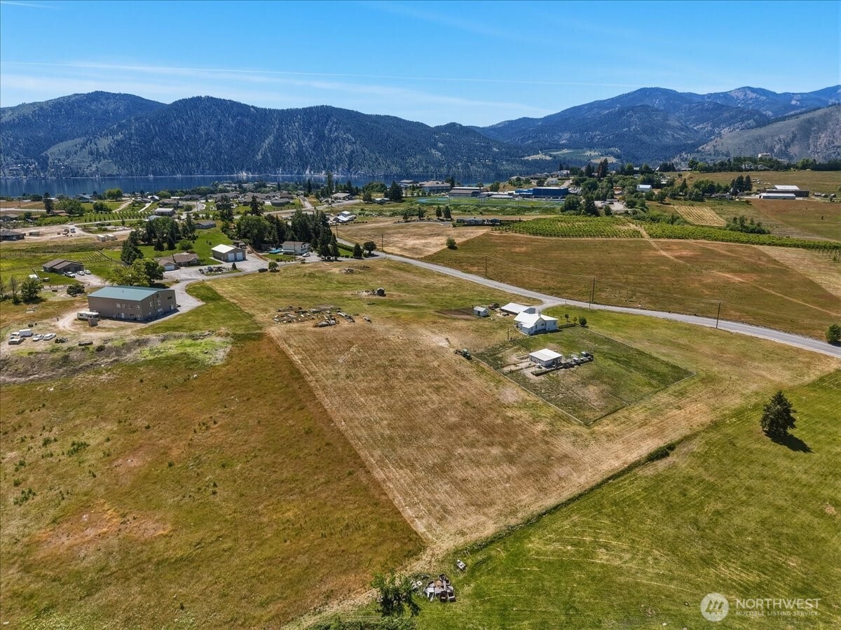 1594 Green Avenue Manson WA 98831
