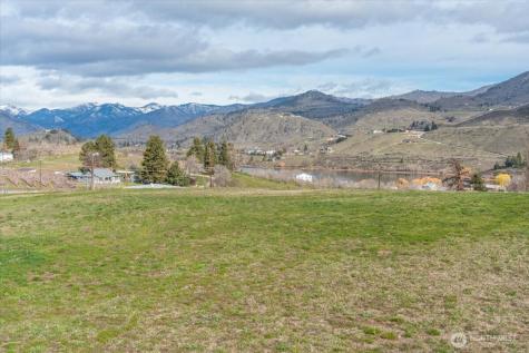 1594 Green Avenue Manson WA 98831
