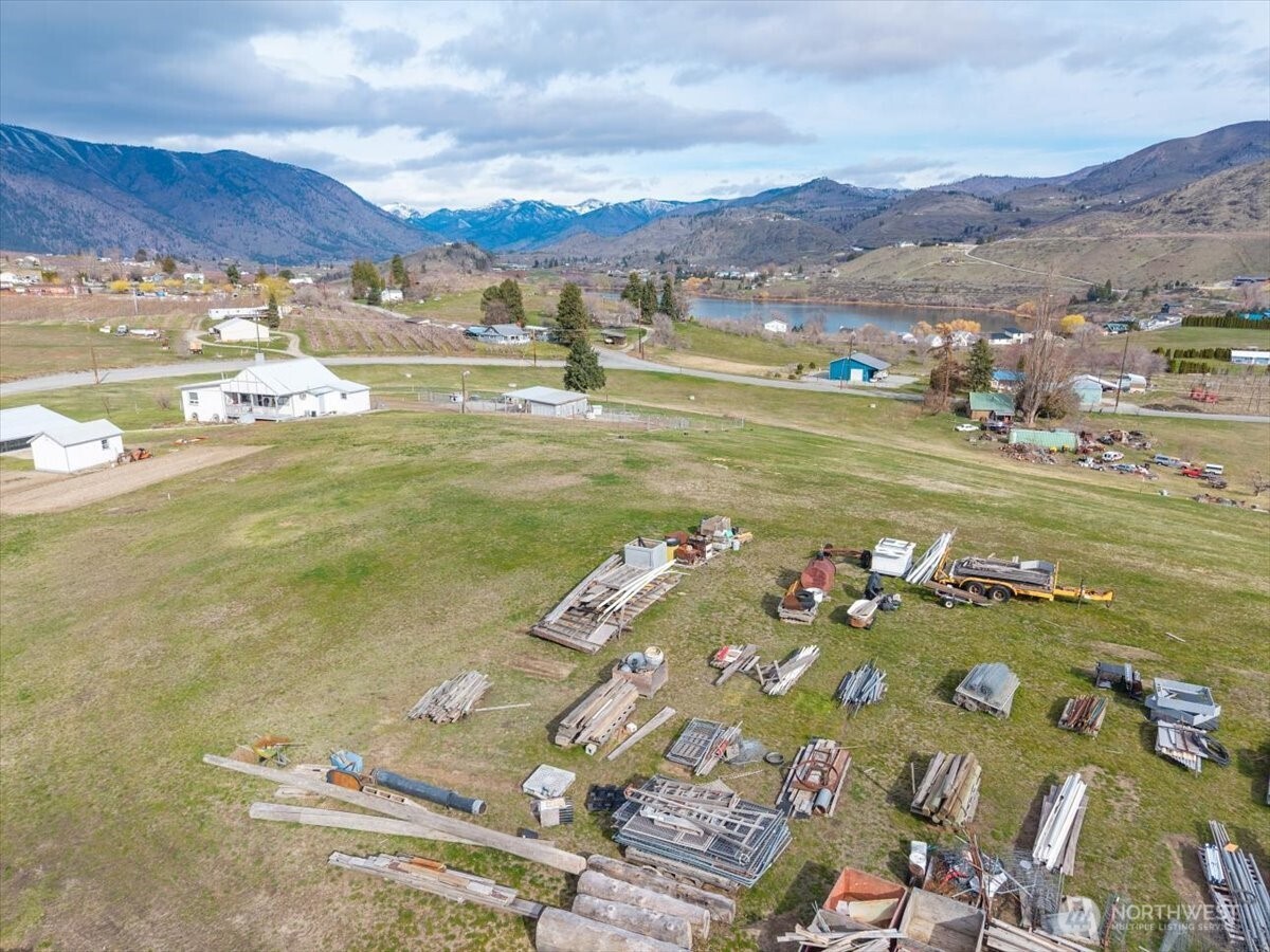 1594 Green Avenue Manson WA 98831