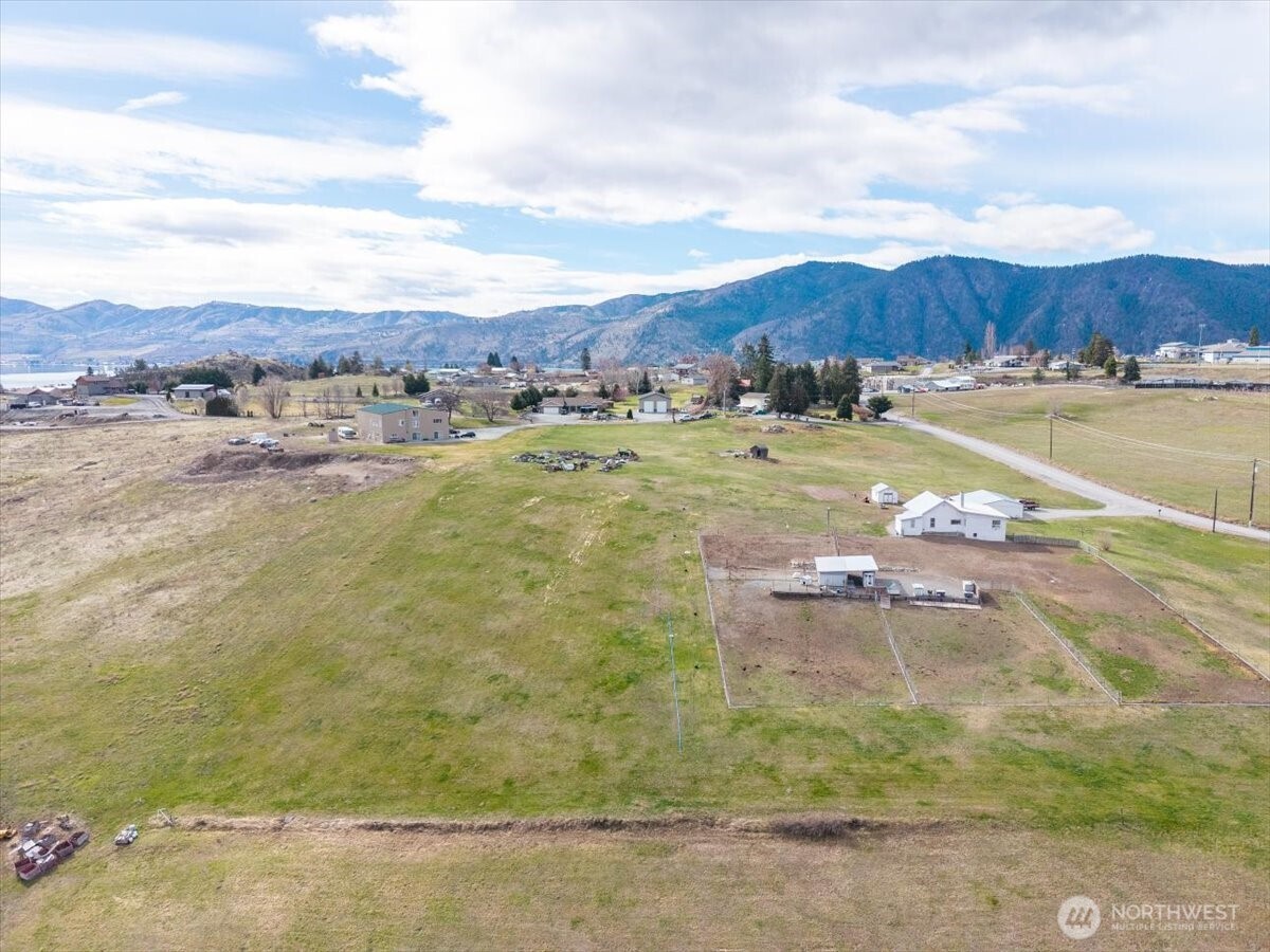 1594 Green Avenue Manson WA 98831