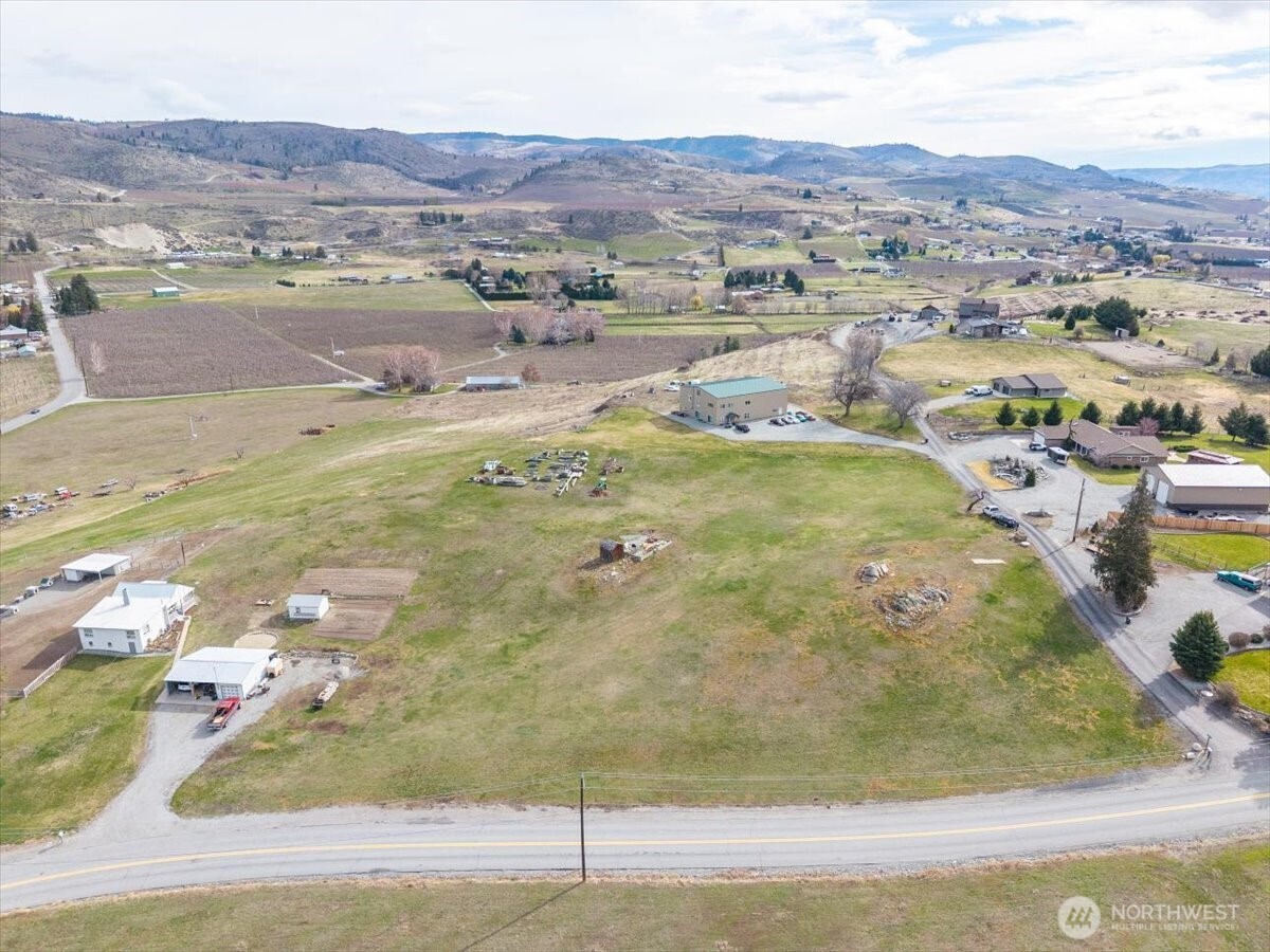 1594 Green Avenue Manson WA 98831