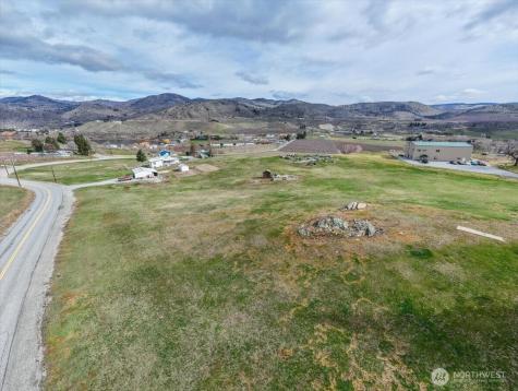 1594 Green Avenue Manson WA 98831