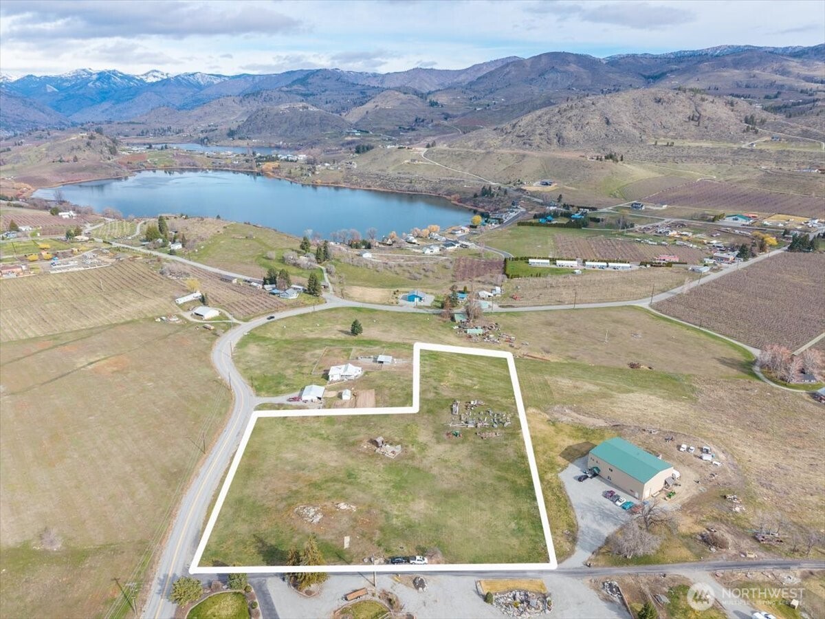 1594 Green Avenue Manson WA 98831