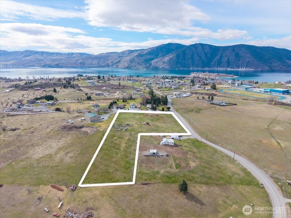 1594 Green Avenue Manson WA 98831