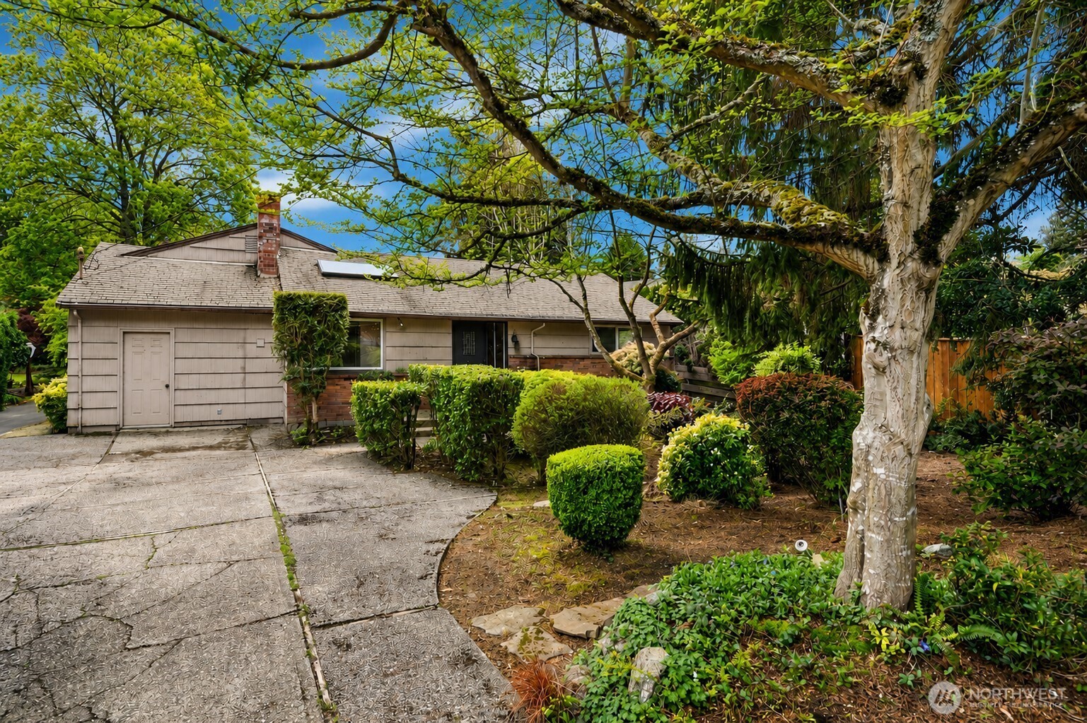 7611 NE 8th Street Medina WA 98039
