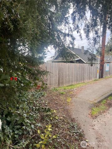 9725 S 244th Place Kent WA 98030