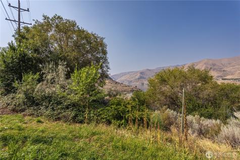 13512 Us Highway 2 East Wenatchee WA 98802