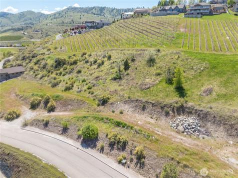 306 Clos Chevalle Road Chelan WA 98816