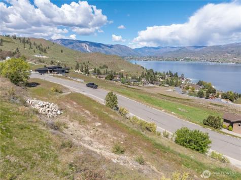 306 Clos Chevalle Road Chelan WA 98816
