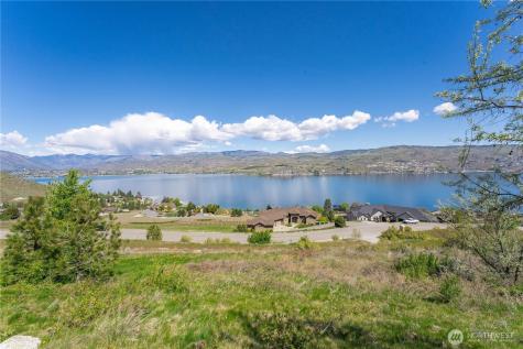 306 Clos Chevalle Road Chelan WA 98816