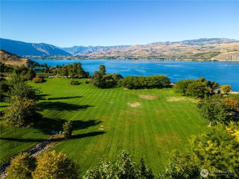 306 Clos Chevalle Road Chelan WA 98816