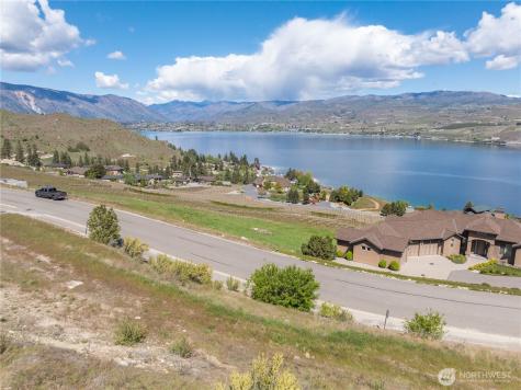 306 Clos Chevalle Road Chelan WA 98816