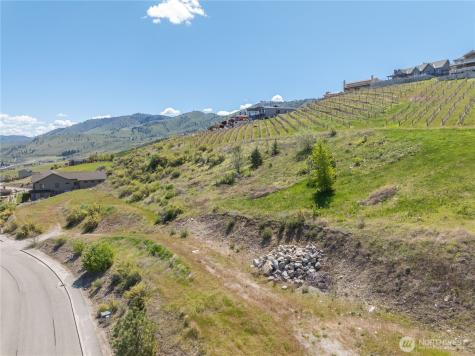 306 Clos Chevalle Road Chelan WA 98816