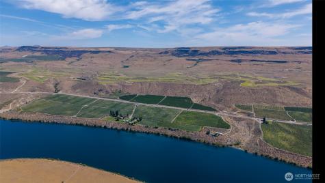 1 Solitude Lane Brewster WA 98812