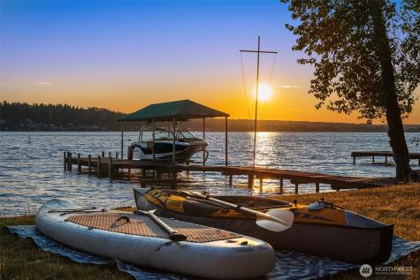 23 E Lake Sammamish Parkway NE Sammamish WA 98074