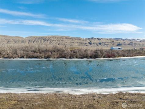624 Monse River Road Brewster WA 98812