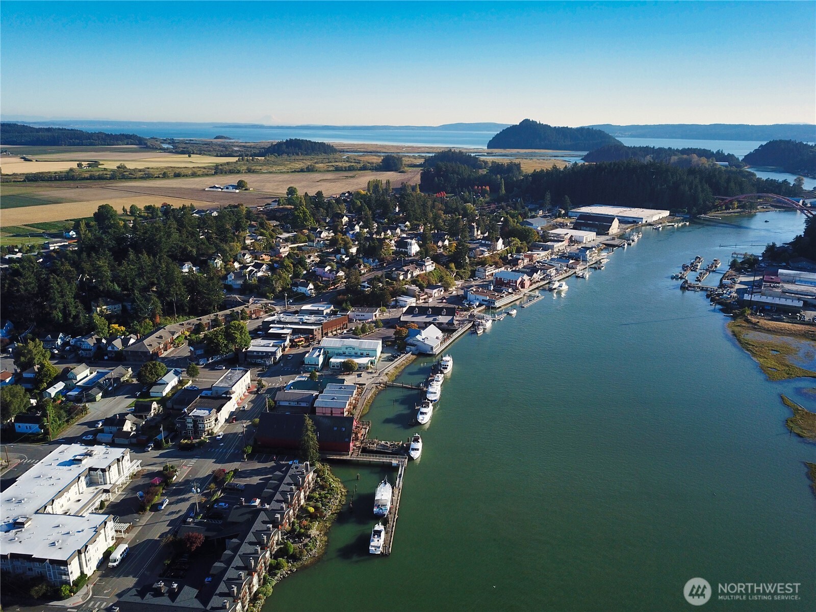 792 Shelter Bay Drive La Conner WA 98257