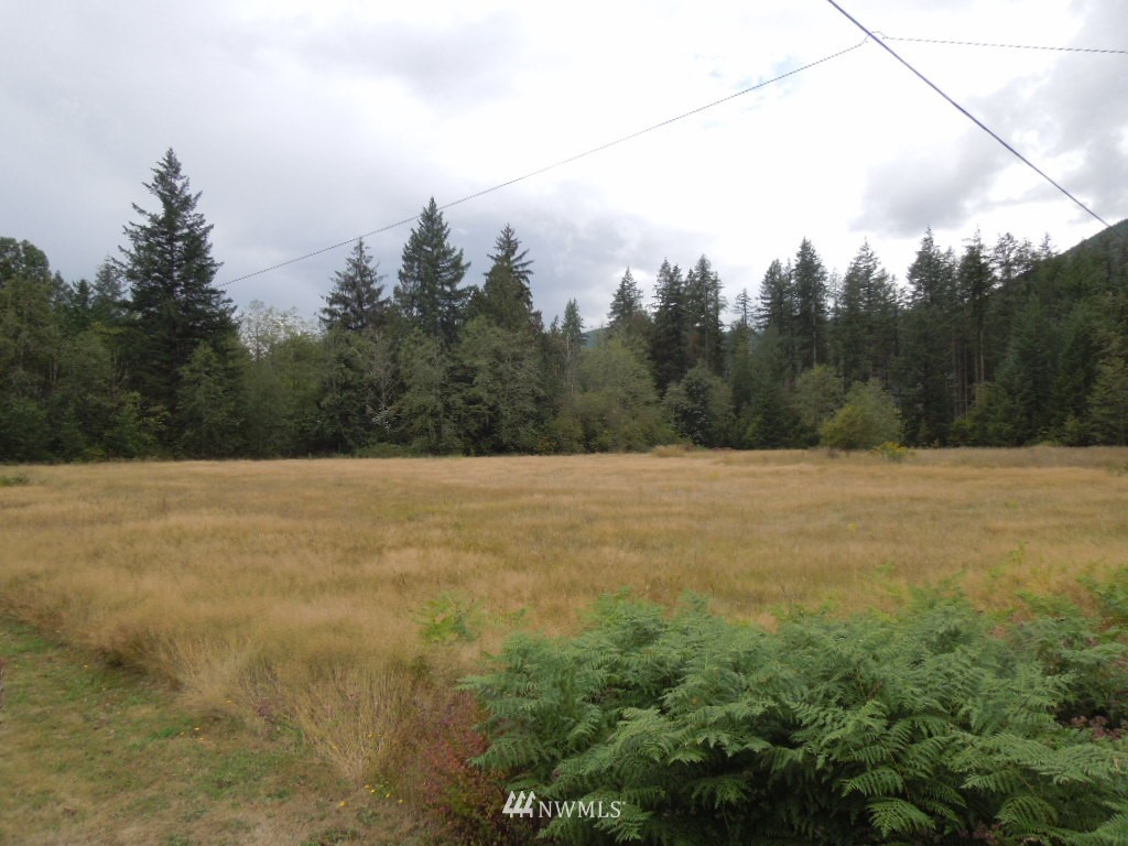 6483 Mount Baker Highway Deming WA 98244