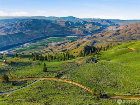 10 Mountain Springs Road Orondo WA 98843
