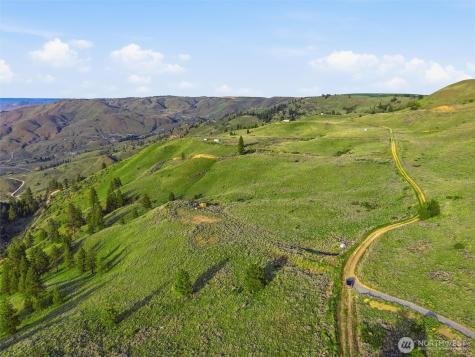 10 Mountain Springs Road Orondo WA 98843