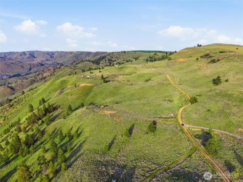10 Mountain Springs Road Orondo WA 98843