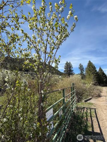 2 Alder Road Twisp WA 98856