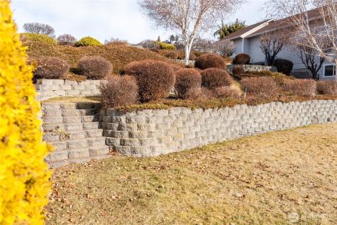 235 Key Lane Chelan WA 98816