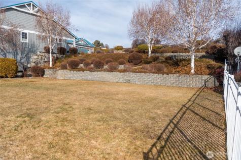 235 Key Lane Chelan WA 98816