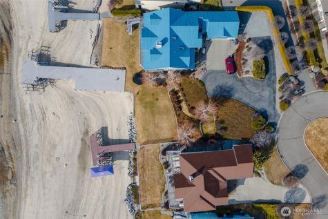 235 Key Lane Chelan WA 98816