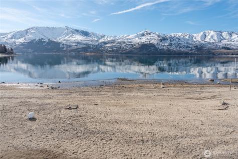 235 Key Lane Chelan WA 98816