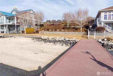 235 Key Lane Chelan WA 98816