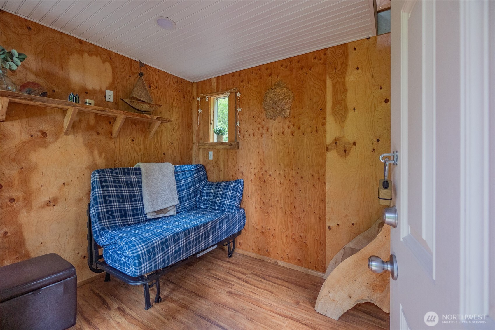 14121 Beaver Drive SE Rainier WA 98576