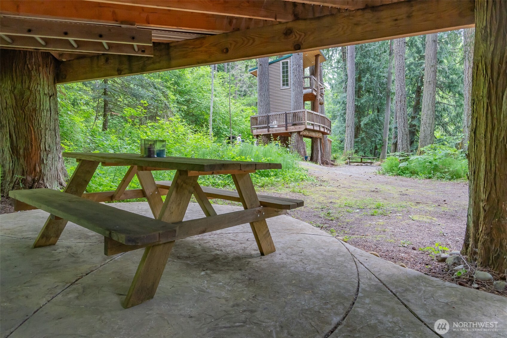 14121 Beaver Drive SE Rainier WA 98576
