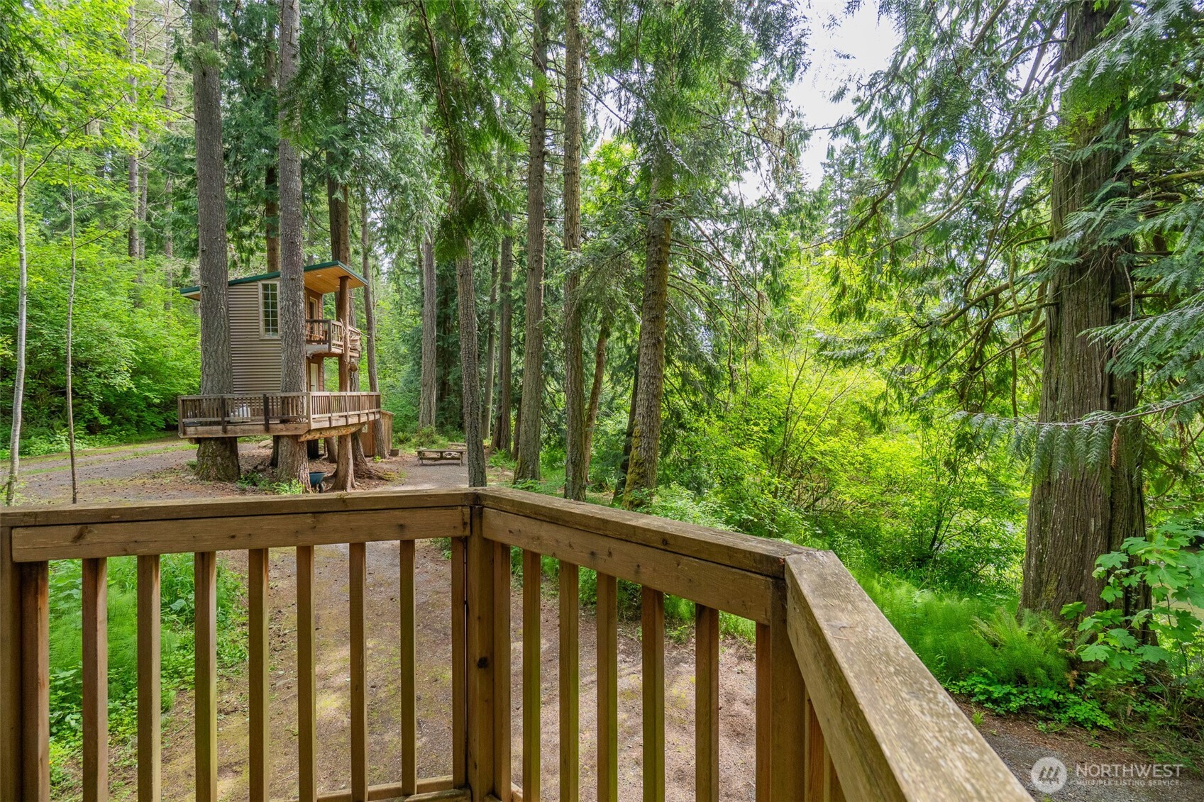 14121 Beaver Drive SE Rainier WA 98576