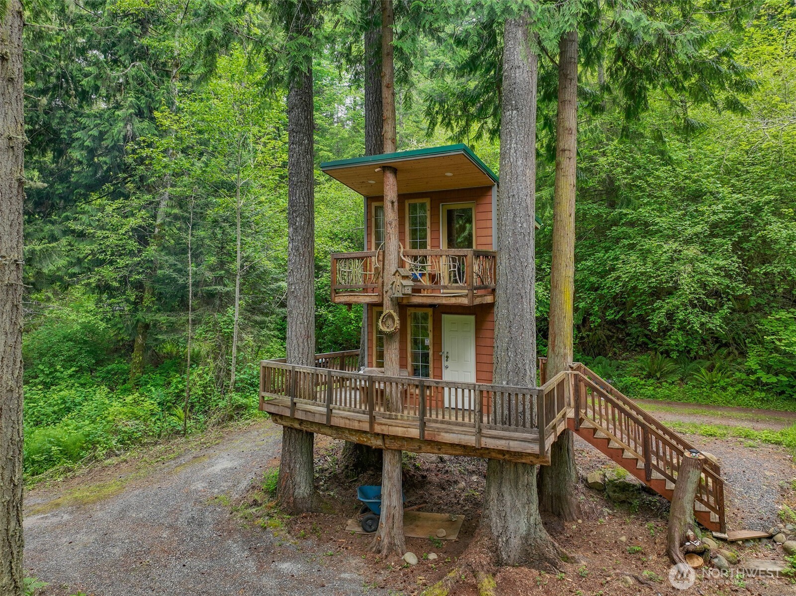 14121 Beaver Drive SE Rainier WA 98576