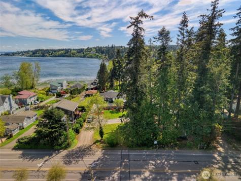 25933 Coveview Lane NE Kingston WA 98346