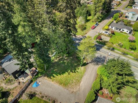 25933 Coveview Lane NE Kingston WA 98346