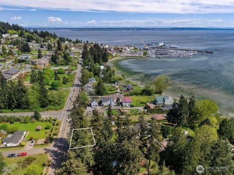 25933 Coveview Lane NE Kingston WA 98346