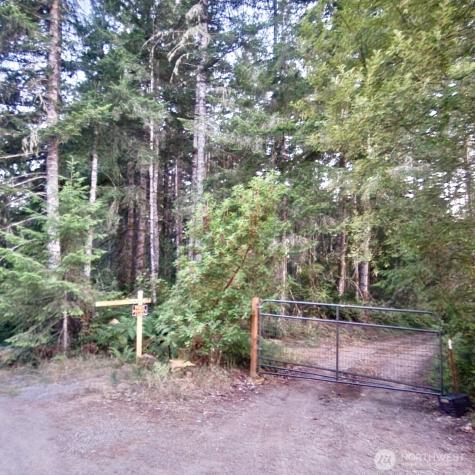 13624 180th Avenue NW Gig Harbor WA 98327