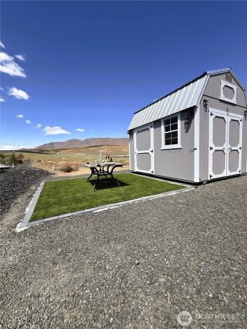 1769 Naches Wenas Road Selah WA 98942