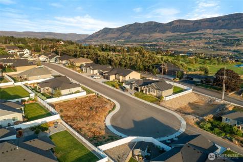 2571 Paisley Street SE East Wenatchee WA 98802