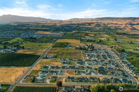 2571 Paisley Street SE East Wenatchee WA 98802