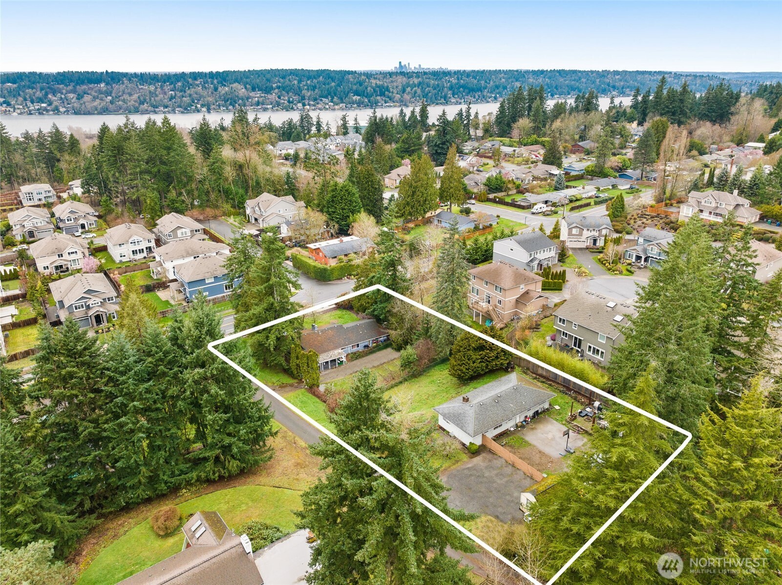 8036 116th Avenue SE Newcastle WA 98056