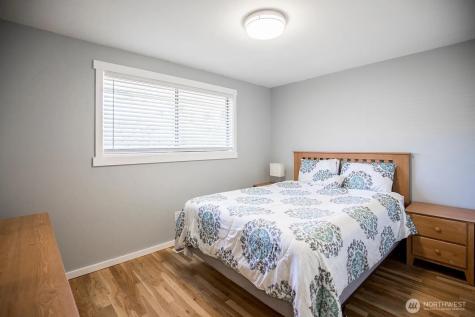 8036 116th Avenue SE Newcastle WA 98056